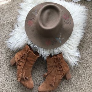 💐Tan BOHO CHIC Fedora with Embroidery Detail💐